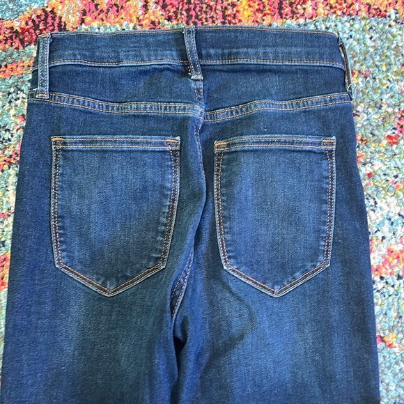 Banana Republic | High Rise Skinny Jeans - Picture 2 of 7